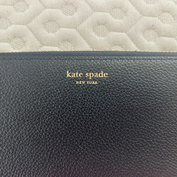 Kate Spade Navy Blue Wallet with Gold Zipper - Picture 2 of 7